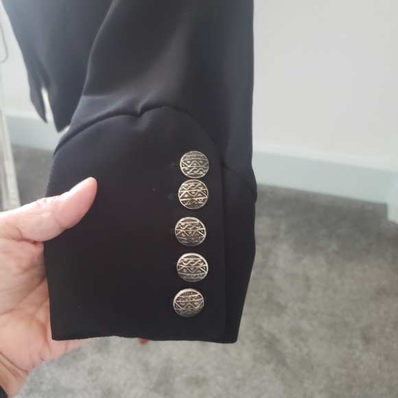 Jacket - Picture 2 of 4